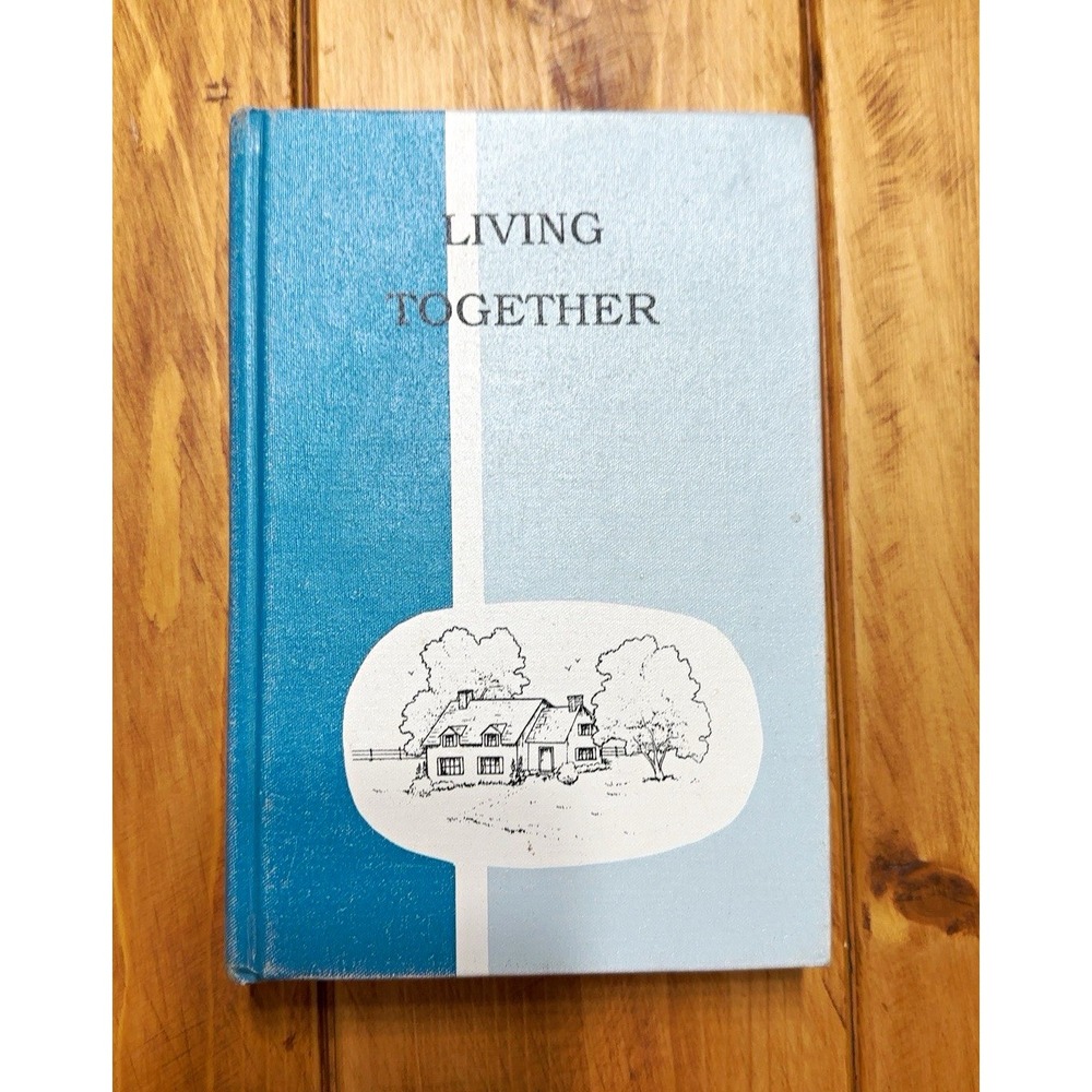 Pathway Publishers Living Together Pathway Reading Series HC 2000 527p Elem